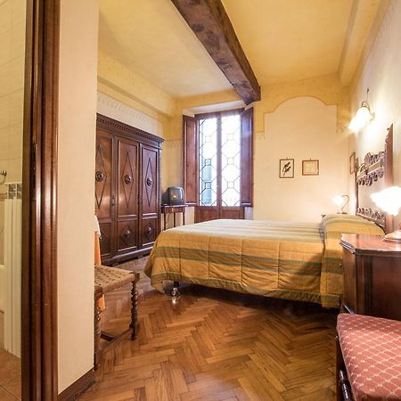 Palazzina Cesira Bed & Breakfast มอนตาลชิโน ภายนอก รูปภาพ