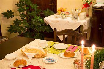 Palazzina Cesira Bed & Breakfast มอนตาลชิโน ภายนอก รูปภาพ